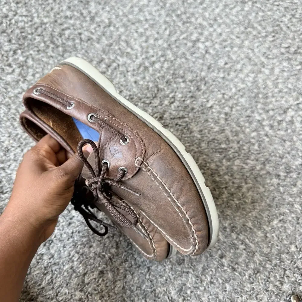 Sperry boat shoes